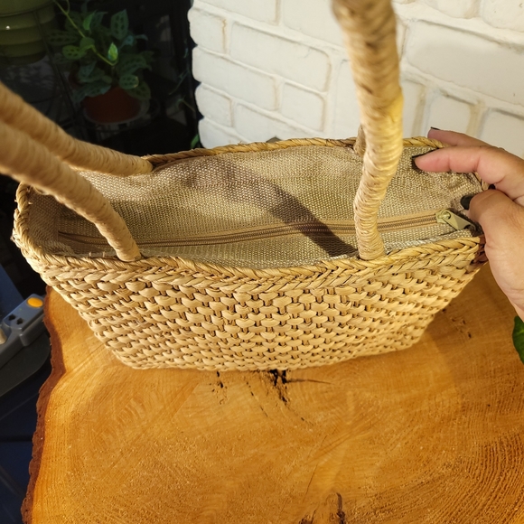 J. Crew Straw Zippered Tote Shoulder Bag - Picture 6 of 15